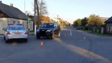 Photo of В Глуске под колеса автомобиля попала пожилая велосипедистка