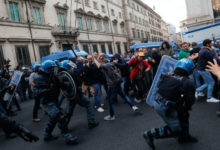 Photo of Во время протестов в Риме пострадали около 40 полицейских |