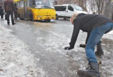 Photo of Циклон Бенедикт несет белорусам сильный ветер и гололедицу