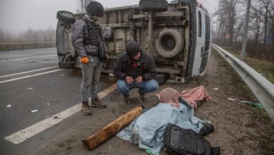 Photo of «Попросили сигареты и выстрелили в голову». Истории внесудебных расправ российских военных над мирными жителями