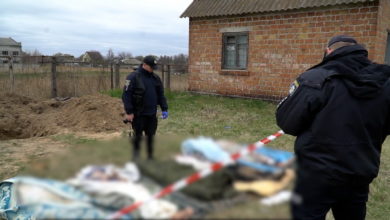 Photo of В Бородянке обнаружили две братские могилы. Среди погибших 15-летняя девочка. ФОТО