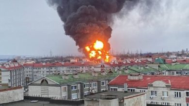 Photo of Российские военные обстреляли собственную нефтебазу в Белгороде. ВИДЕО