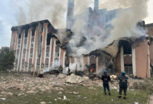 Photo of Разрушенные россиянами школы, мосты, вокзалы. Как выглядит инфраструктура украинских городов после семи месяцев войны. ФОТОРЕПОРТАЖ