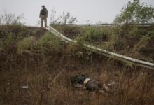 Photo of «Можно меня сразу взять в плен, чтобы я не воевал вообще?» Как российские военные сдаются в плен Украине. ВИДЕО