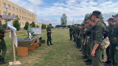 Photo of «Думали, что если мобилизация будет, то по деревням, по родственникам спрячемся». Белорусы рассказали, как прошли их военные сборы