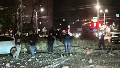 Photo of «Такой бомбой уничтожили драмтеатр в Мариуполе вместе с людьми». Стал известен тип авиабомбы, которую россияне уронили на свой город. ФОТО. ВИДЕО