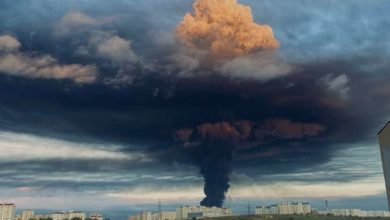 Photo of «Херсонский стыд». В оккупированном Севастополе подорвали нефтебазу. Реакции на инцидент не замедлили появиться. ФОТО. ВИДЕО