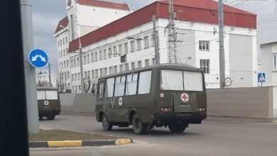 Photo of «Их уже привозили с гангренами, у многих руки-ноги уже были оторваны». Медик из Гомельщины рассказал, как год назад лечили российских оккупантов