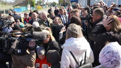 Photo of «Лучшими людьми города» на встрече с Лукашенко в Ветке оказались профсоюзные деятели