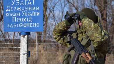 Photo of «Никогда бы не подумал на белорусов, а теперь отношусь к ним плохо». В Украине показали, как укрепили границу с Беларусью. ВИДЕО