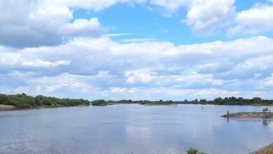 Photo of Украинец приплыл в Беларусь на надувном матрасе по Днепру. Его за это судили