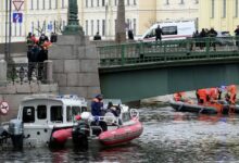 Photo of В Санкт-Петербурге в реку упал автобус с пассажирами, есть погибшие. ВИДЕО